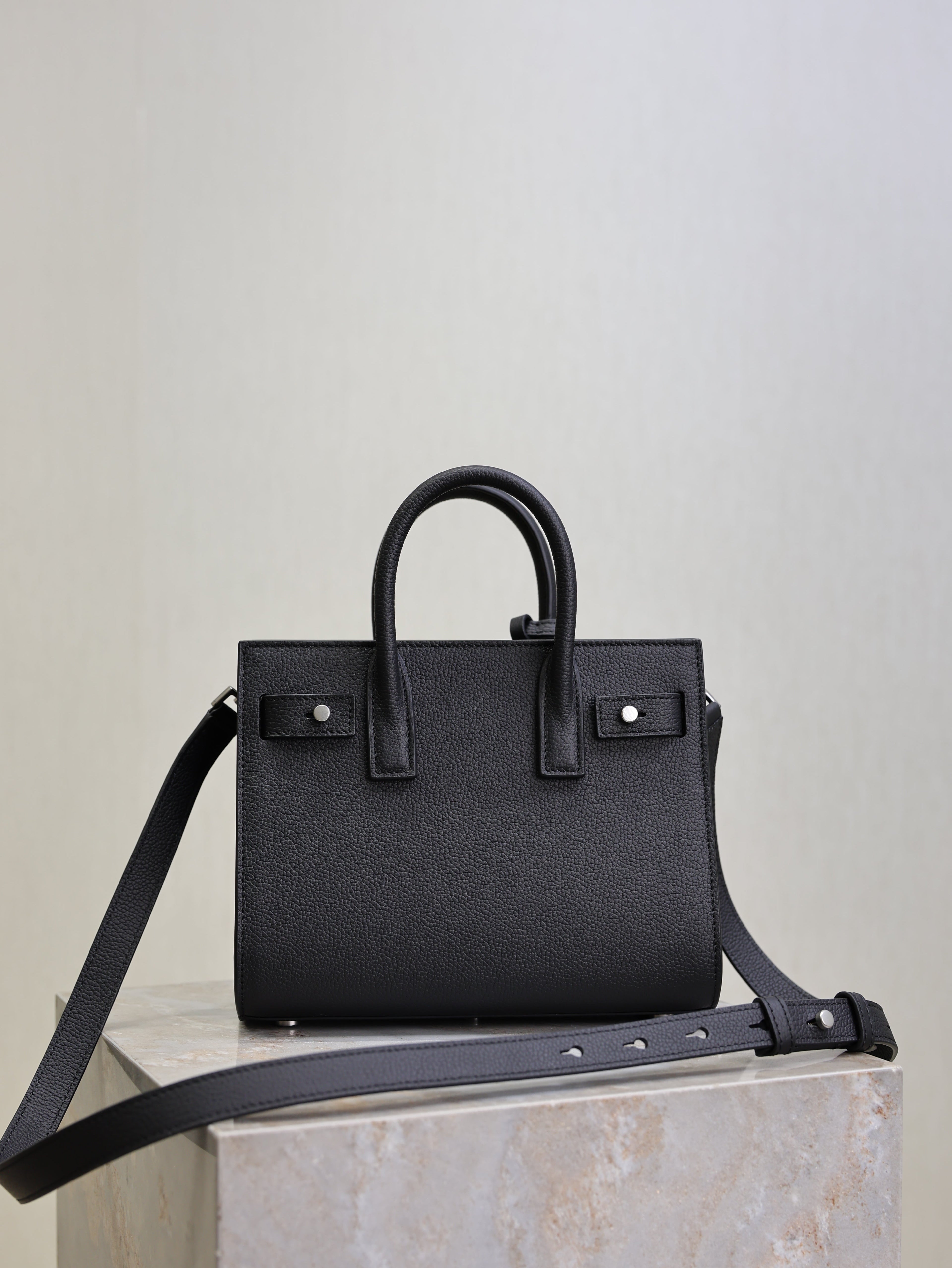 SAINT LAURENT YSL 25S SAC DE JOUR 22 IN BLACK GRAINED CALFSKIN SILVER HARDWARE