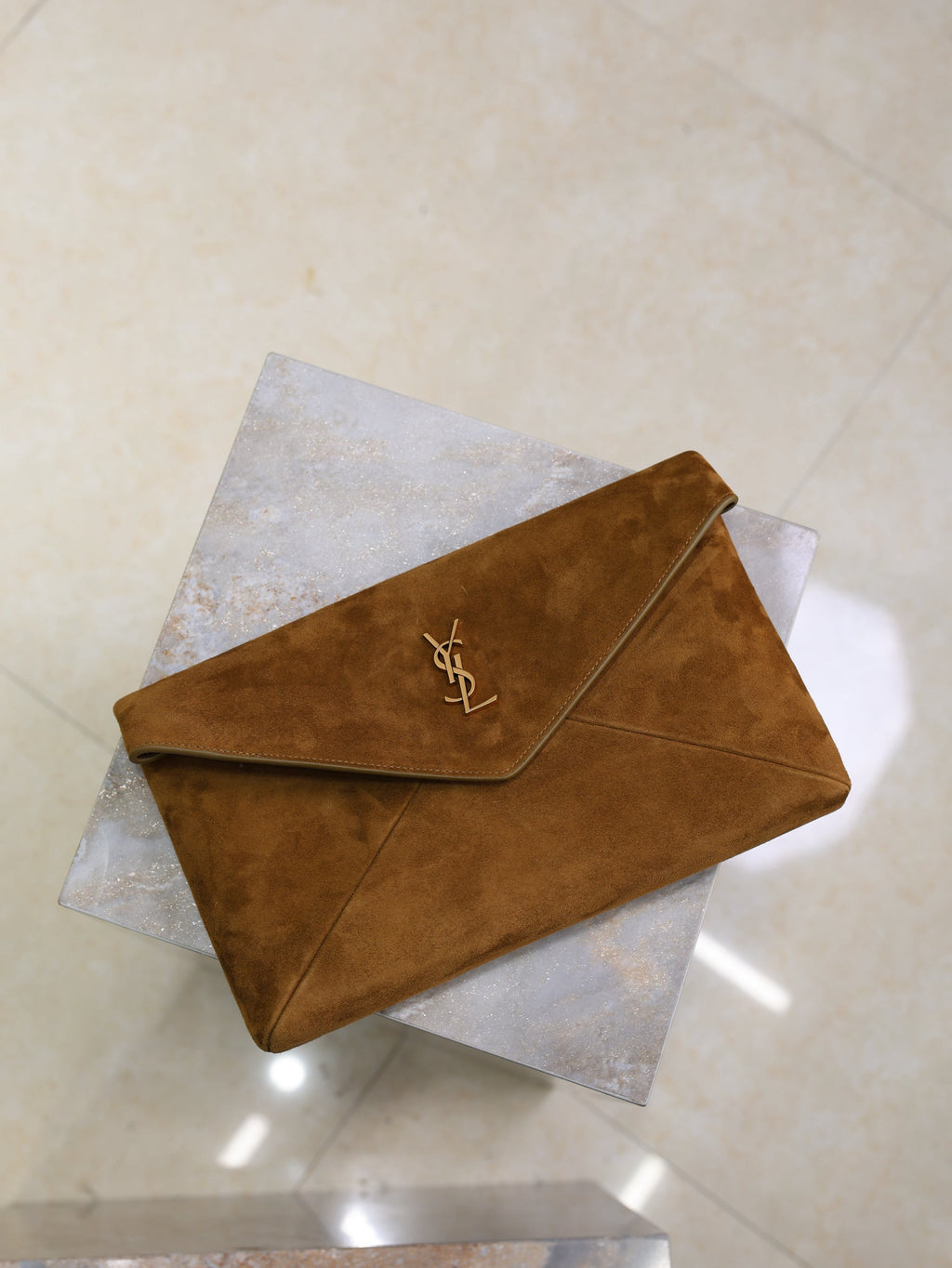 SAINT LAURENT YSL 25S CASSANDRE LARGE ENVELOPE POUCH 29 IN BURNT UMBER SUEDE GOLD HARDWARE