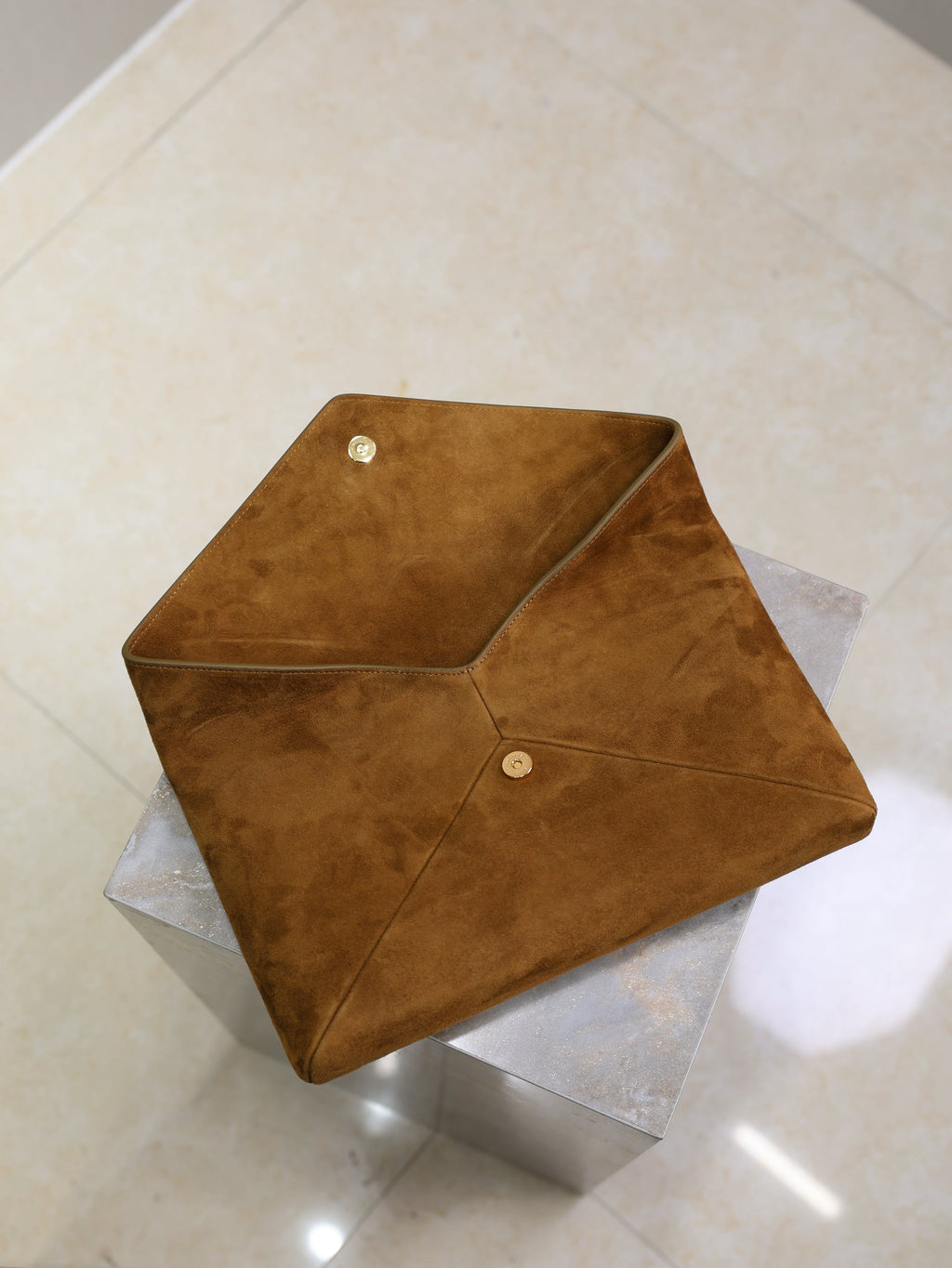 SAINT LAURENT YSL 25S CASSANDRE LARGE ENVELOPE POUCH 29 IN BURNT UMBER SUEDE GOLD HARDWARE