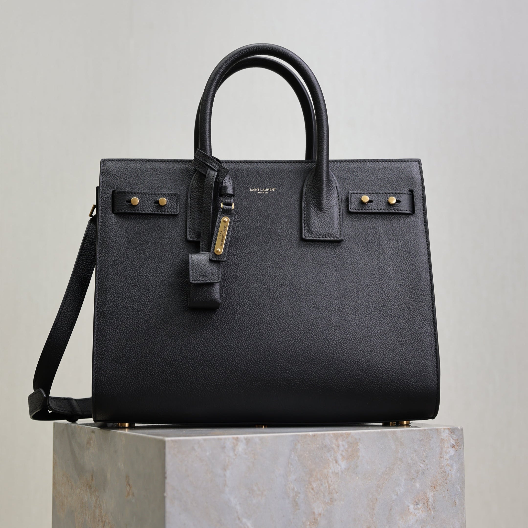 SAINT LAURENT YSL 25S SAC DE JOUR GM 32 IN BLACK SUPPLE GRAINED CALFSKIN GOLD HARDWARE