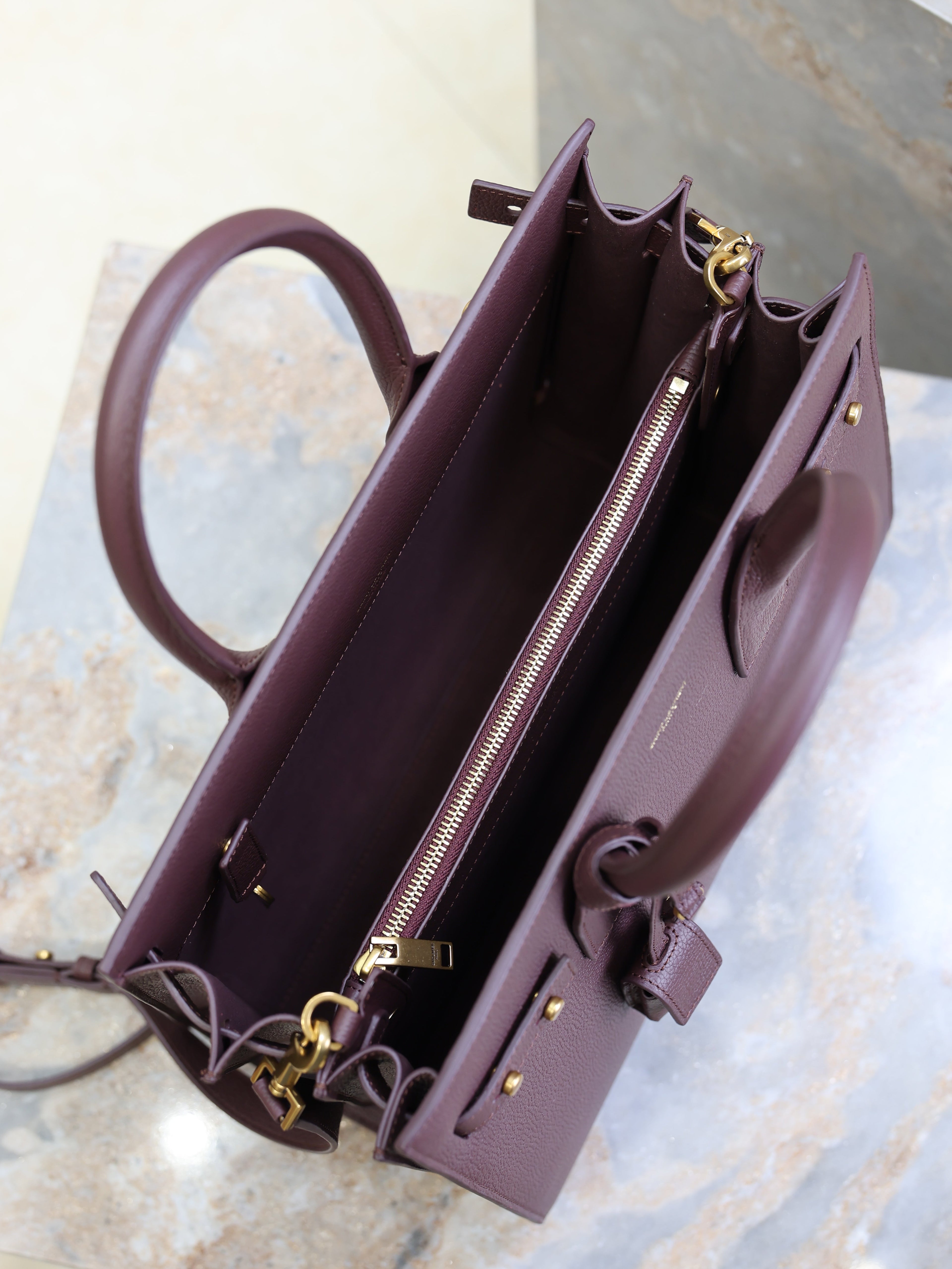 SAINT LAURENT YSL 25S SAC DE JOUR GM 32 IN ROUGE CABERNET SUPPLE GRAINED CALFSKIN