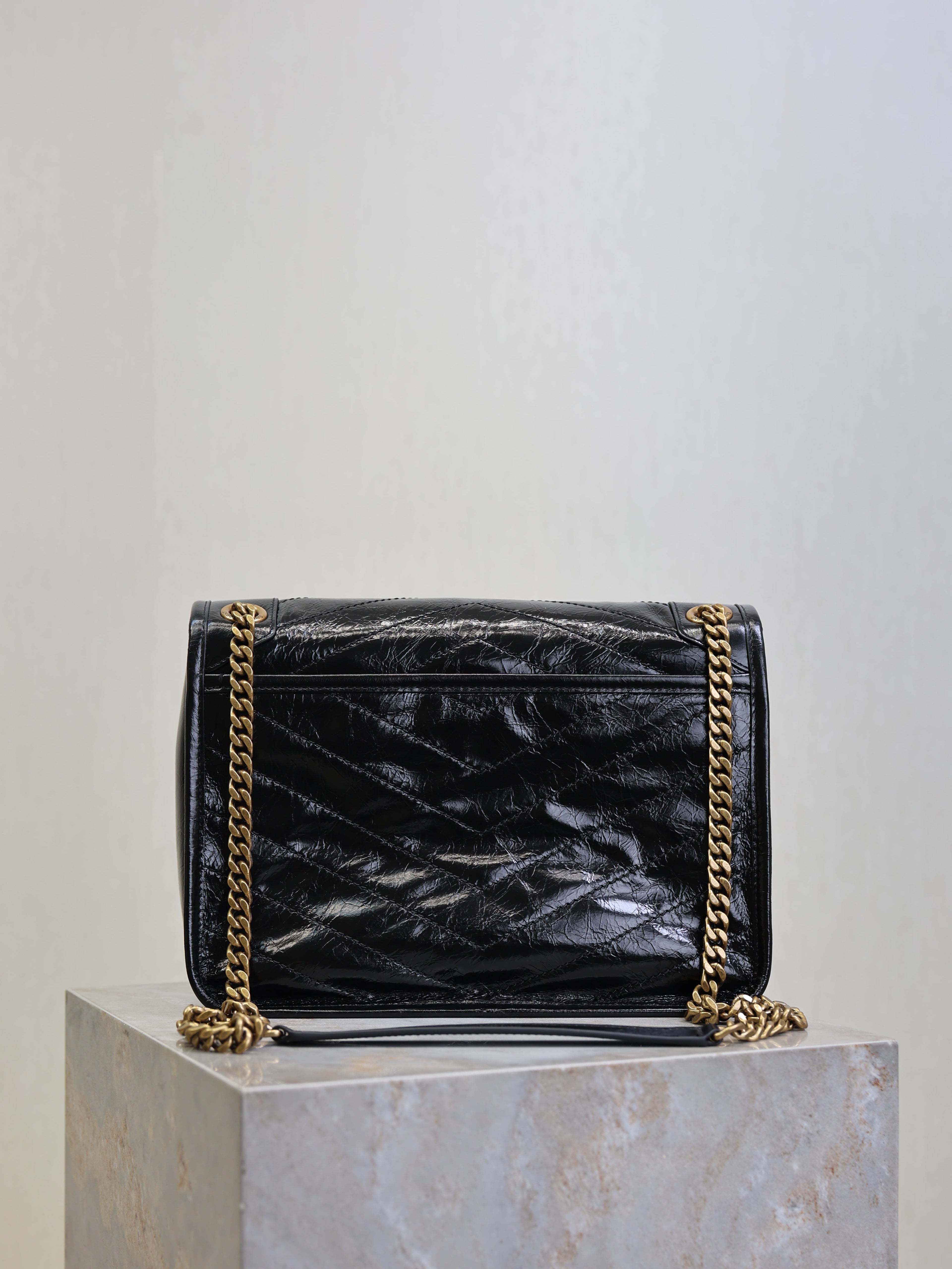 SAINT LAURENT YSL 25S NIKI MM BAG 28 IN BLACK GLOSSY CALFSKIN GOLD HARDWARE
