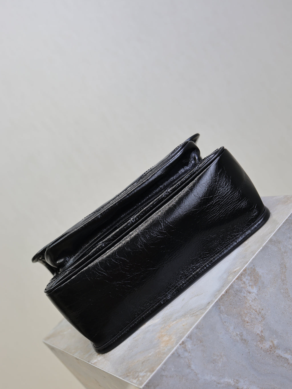 SAINT LAURENT YSL 25S NIKI MM BAG 28 IN BLACK GLOSSY CALFSKIN GOLD HARDWRE