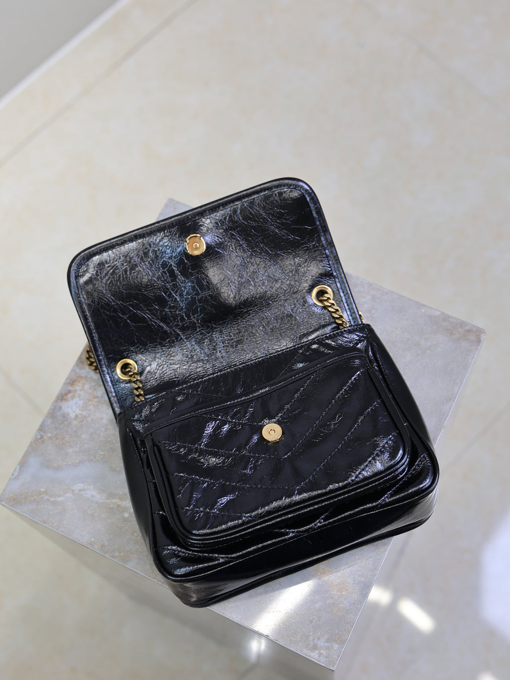 SAINT LAURENT YSL 25S NIKI BAG 22 IN BLACK GLOSSY CALFSKIN GOLD HARDWRE