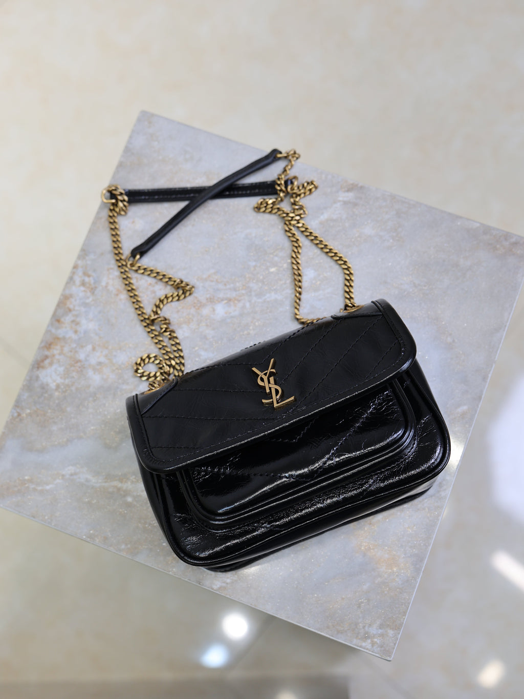 SAINT LAURENT YSL 25S NIKI BAG 18 IN BLACK GLOSSY CALFSKIN GOLD HARDWRE