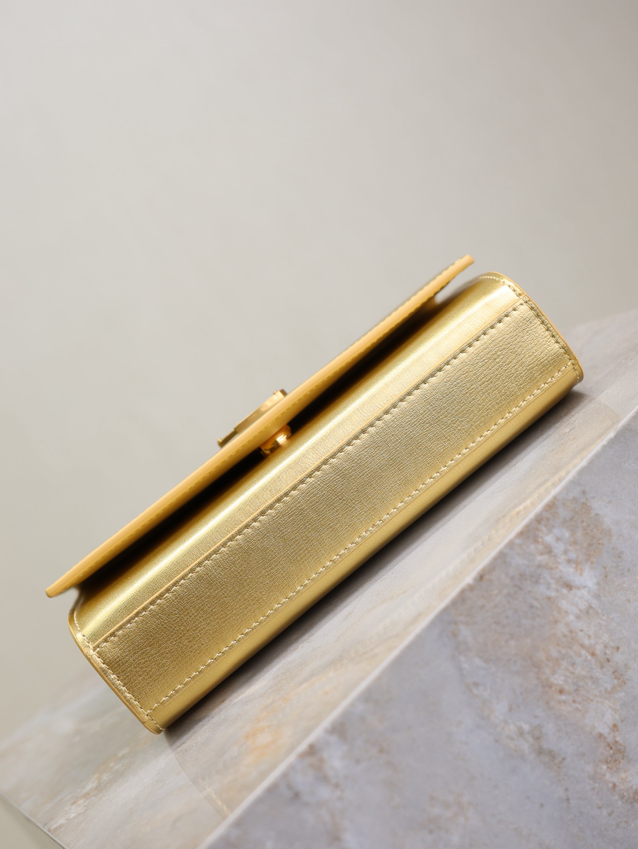 SAINT LAURENT YSL 25S KATE BAG 20 IN GOLD METALLIC CALFSKIN GOLD HARDWARE