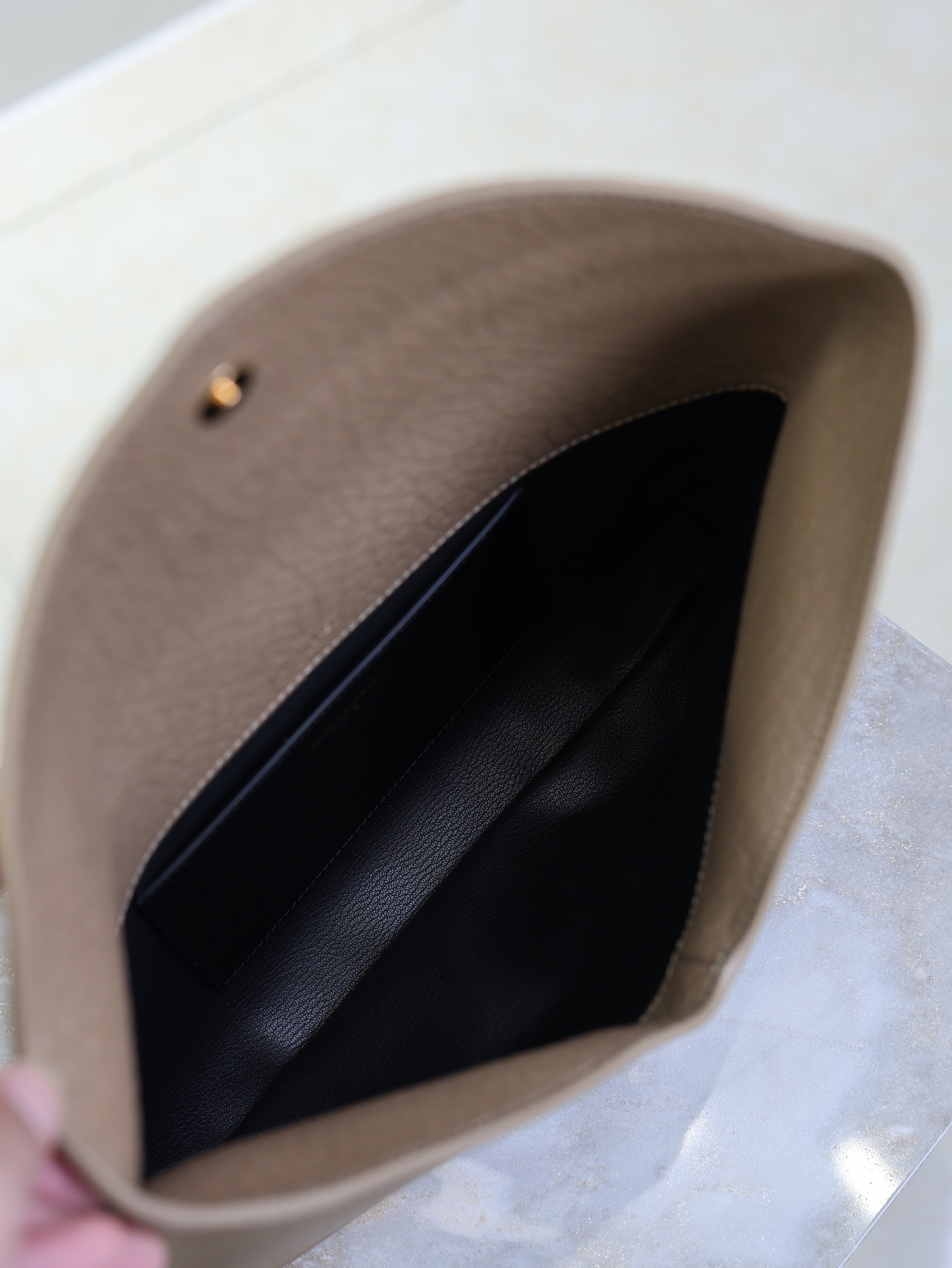 SAINT LAURENT YSL 25S CASSANDRE LARGE ENVELOPE POUCH 29 IN DARK TAUPE CALFSKIN GOLD HARDWRE