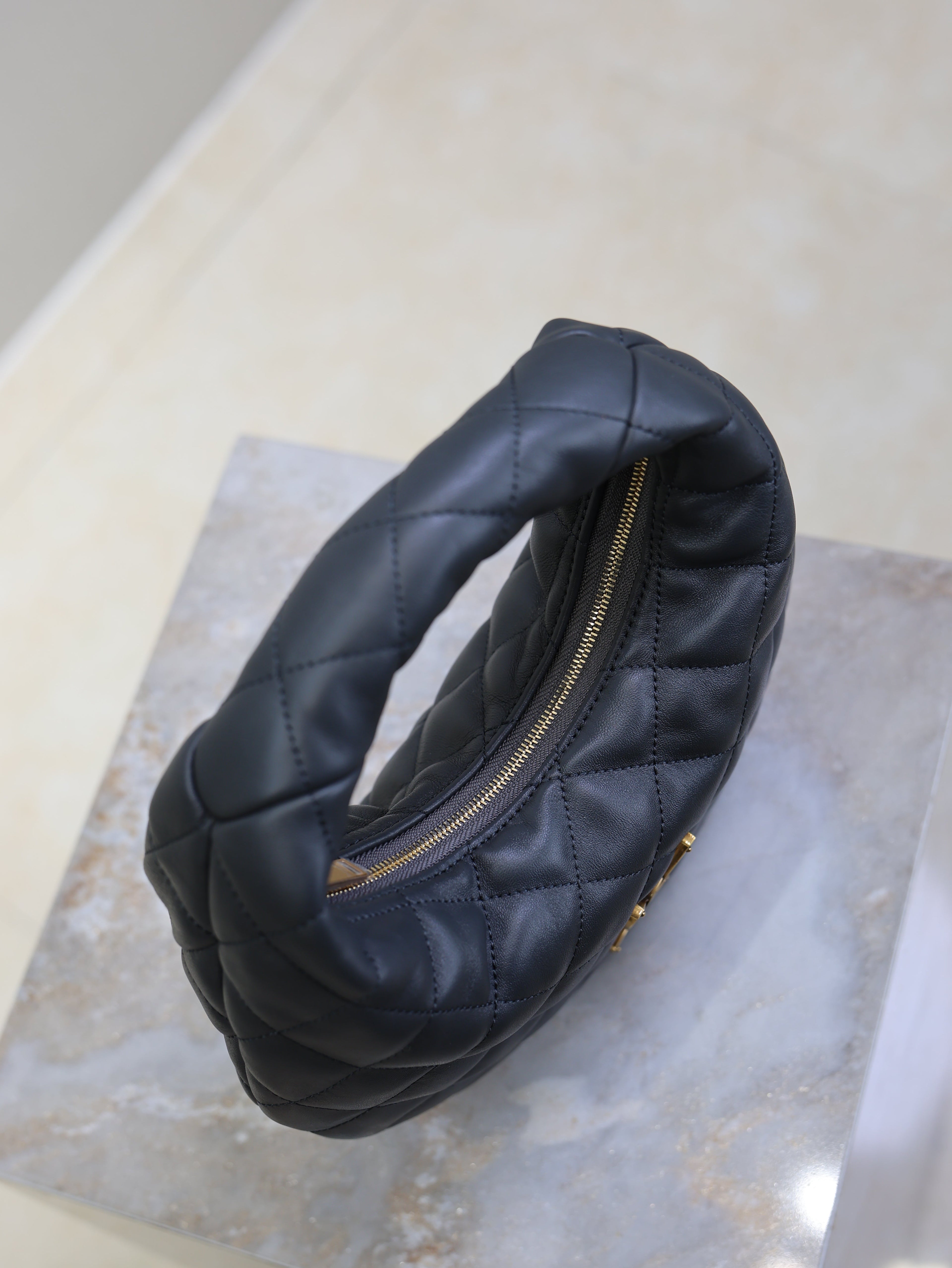 SAINT LAURENT YSL 25S ICARINO 17 IN BLACK QUILTED CALFSKIN GOLD HARDWARE