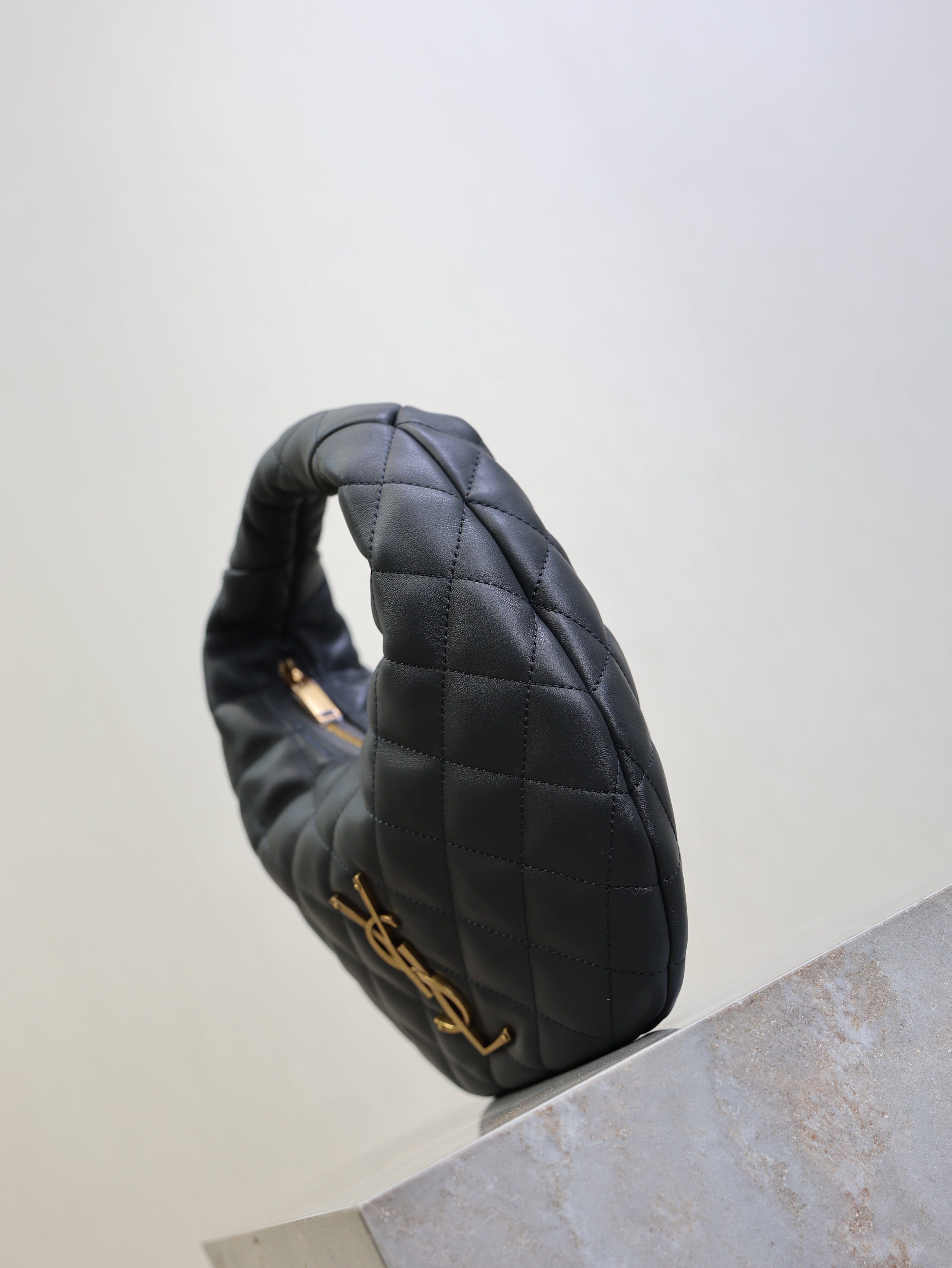 SAINT LAURENT YSL 25S ICARINO 17 IN BLACK QUILTED CALFSKIN GOLD HARDWARE