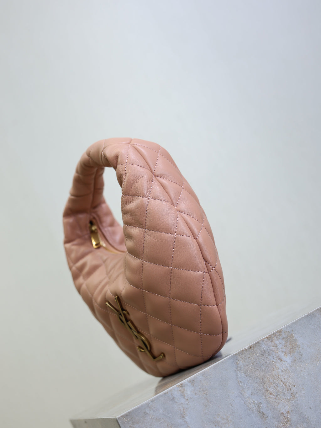 SAINT LAURENT YSL 25S ICARINO 17 IN HORTENSIA QUILTED CALFSKIN GOLD HARDWARE