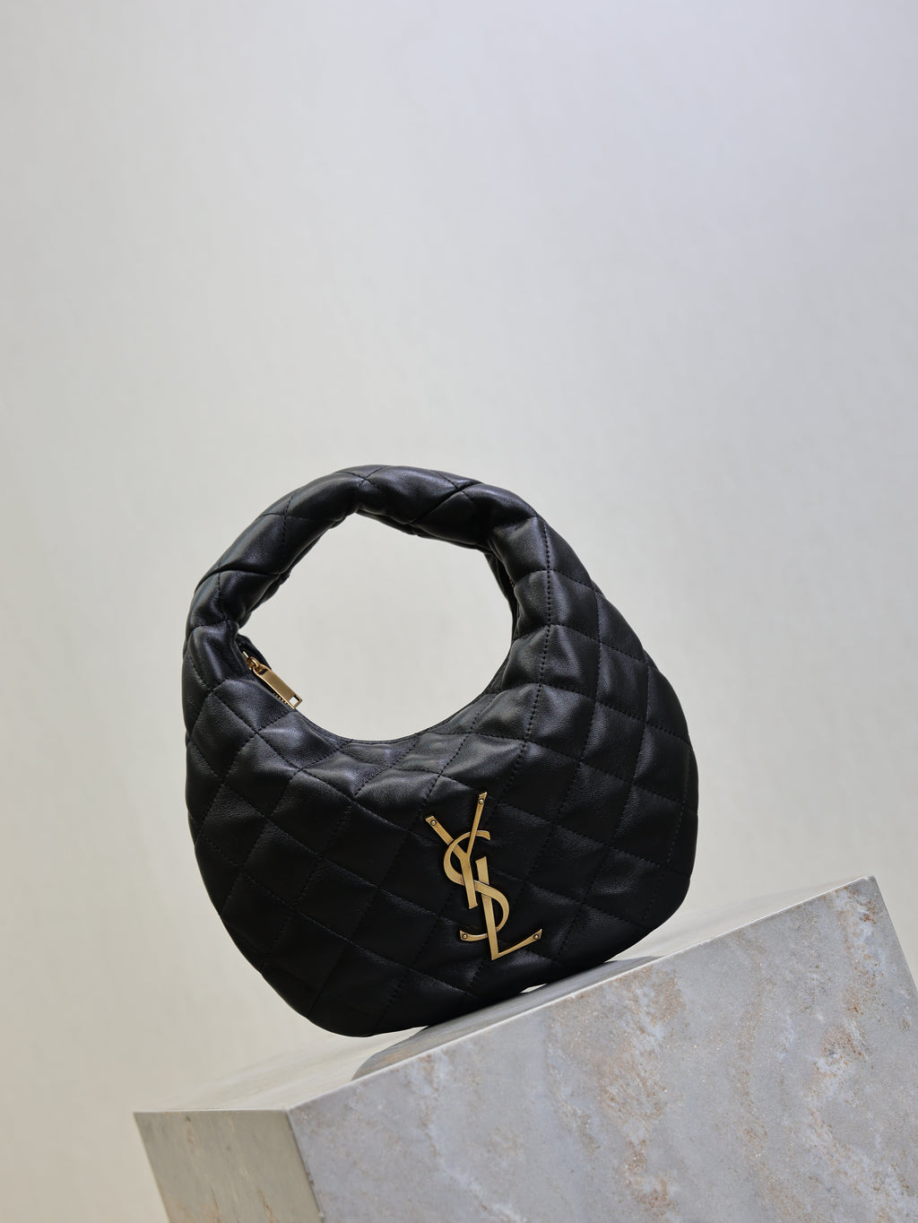 SAINT LAURENT YSL 25S ICARE BABY 17 IN BLACK QUILTED CALFSKIN GOLD HARDWARE