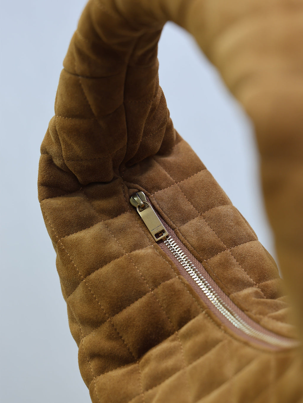 SAINT LAURENT YSL 25S ICARINO 44 IN CARAMEL QUILTED SUEDE GOLD HARDWRE