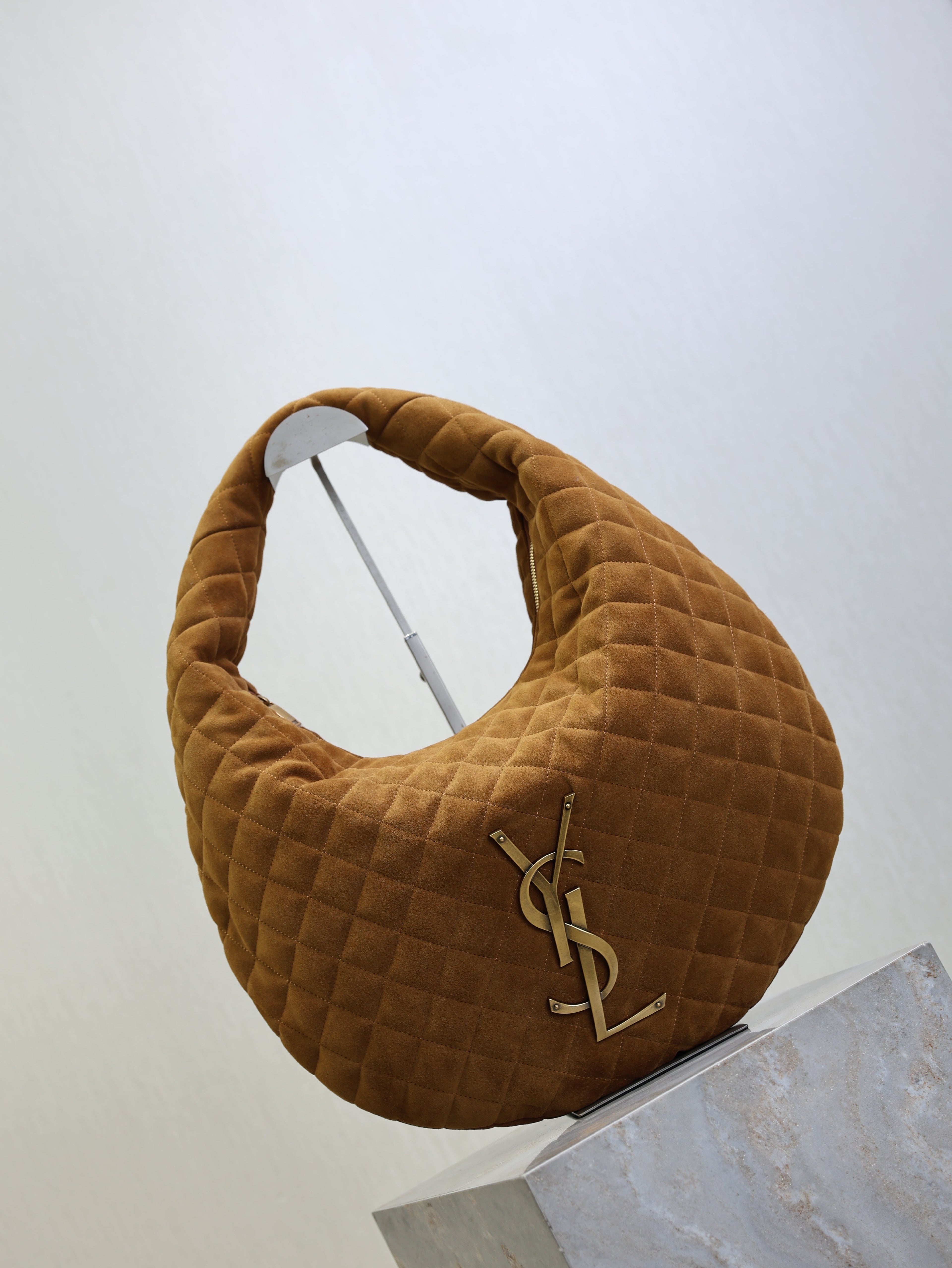 SAINT LAURENT YSL 25S ICARINO 44 IN CARAMEL QUILTED SUEDE GOLD HARDWARE