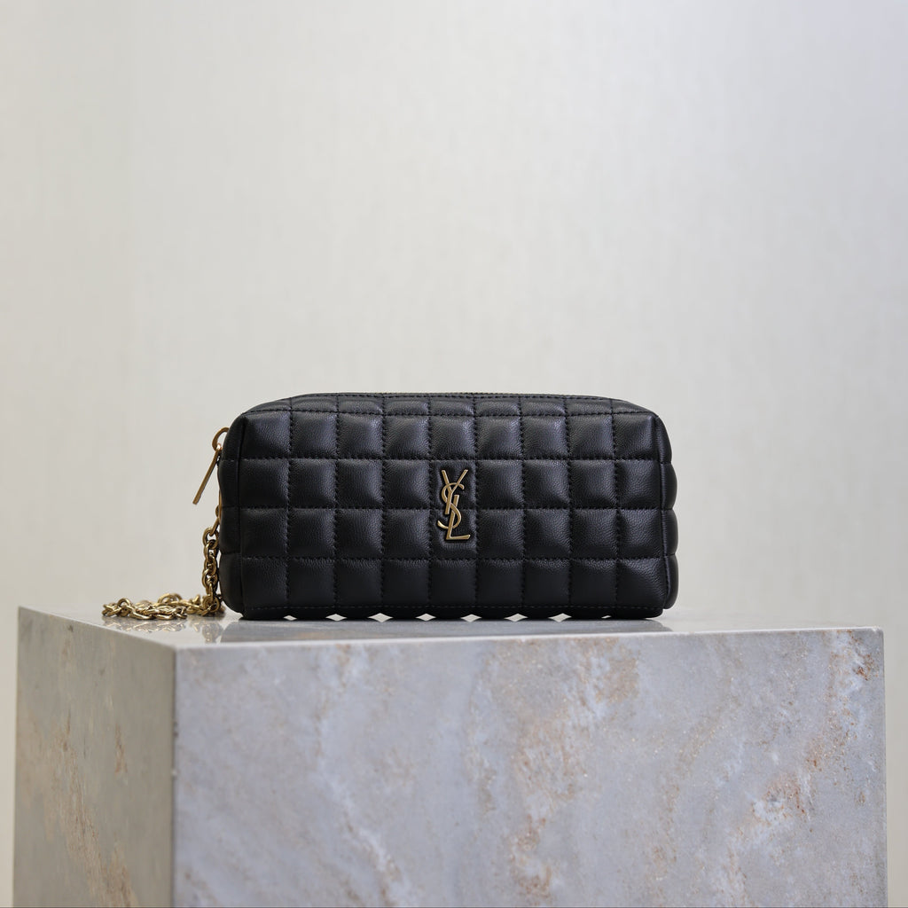 SAINT LAURENT YSL 25S CASSANDRE MATELASSÉ CARRÉ POUCH ON CHAIN 18 IN BLACK LAMBSKIN
