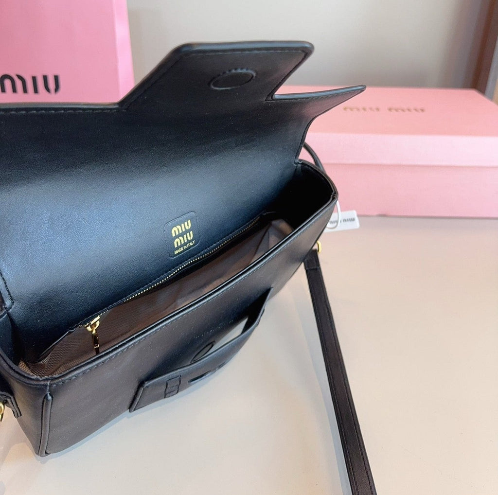 MIU MIU PENNY SMALL BAG 23 IN BLACK CALFSKIN