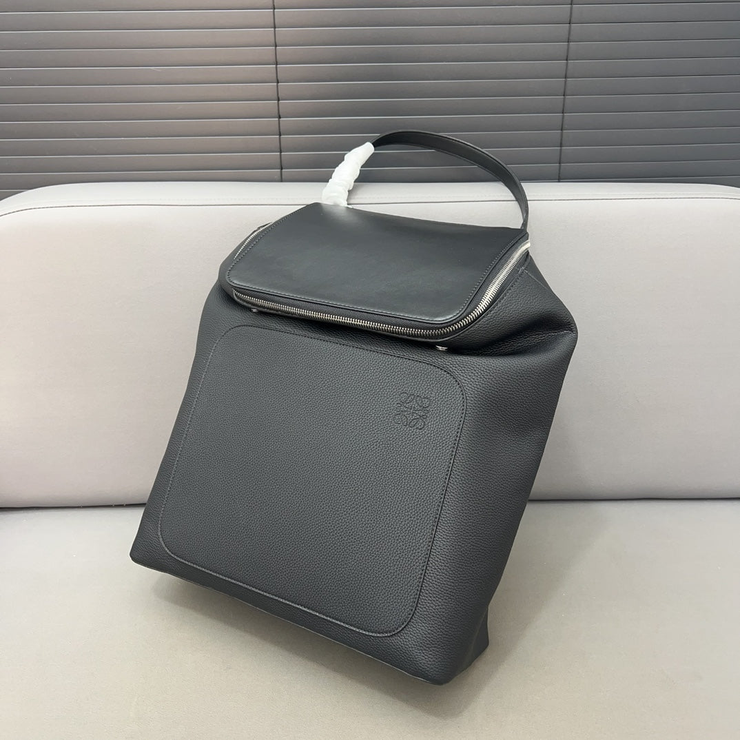 LOEWE LOE GOYA BACKPACK 41 IN BLACK GRAINED CALFSKIN
