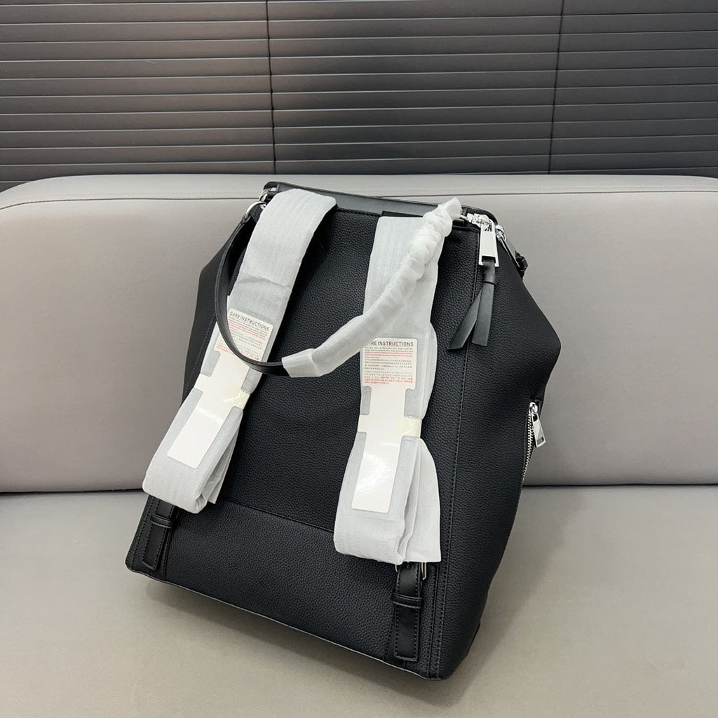 LOEWE LOE GOYA BACKPACK 41 IN BLACK GRAINED CALFSKIN