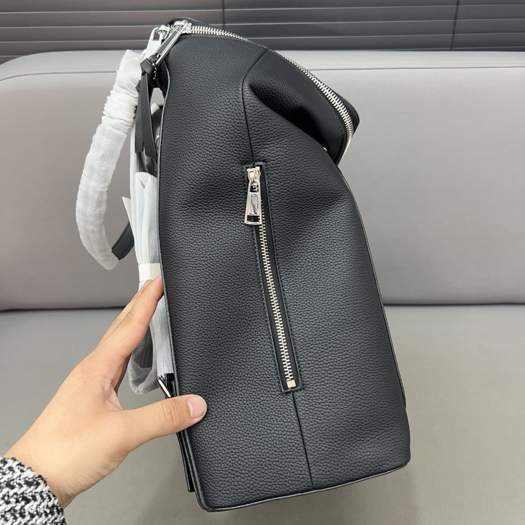 LOEWE LOE GOYA BACKPACK 41 IN BLACK GRAINED CALFSKIN