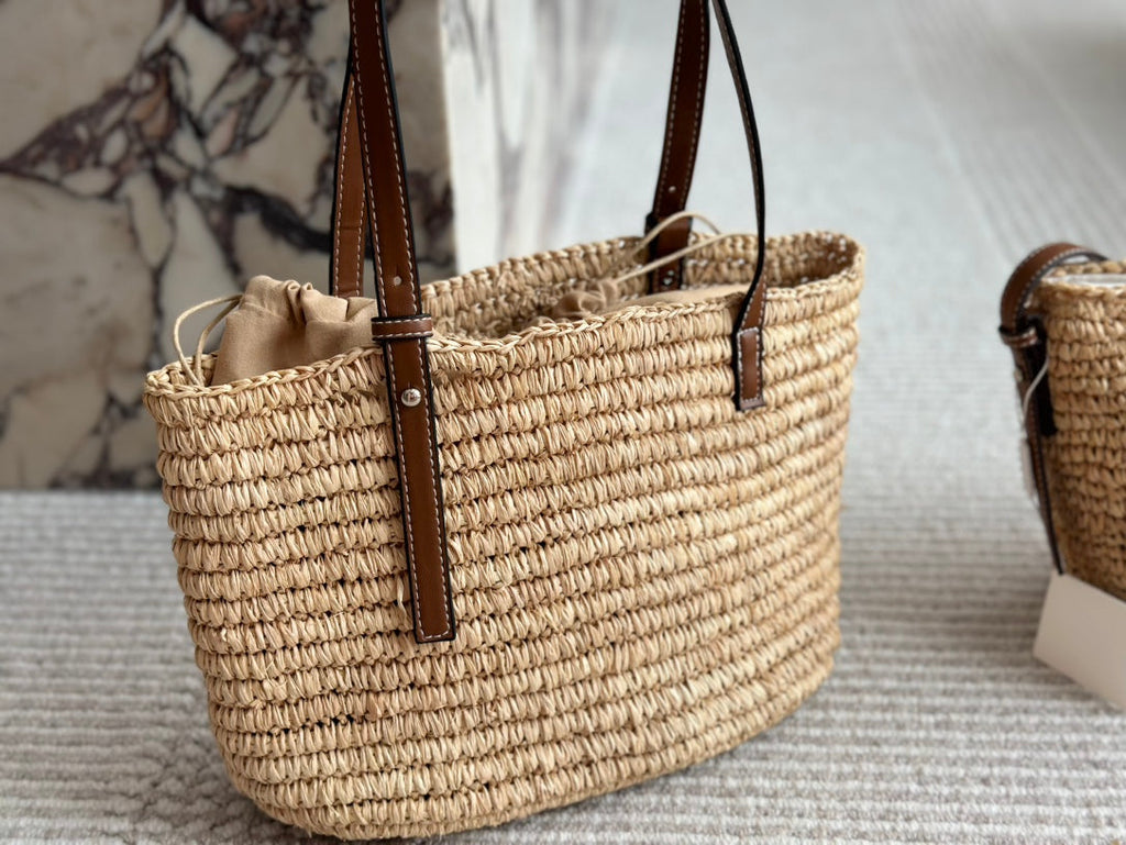 LOEWE LOE 27 SUMMER WOVEN BASKET IN NATURAL RAFFIA