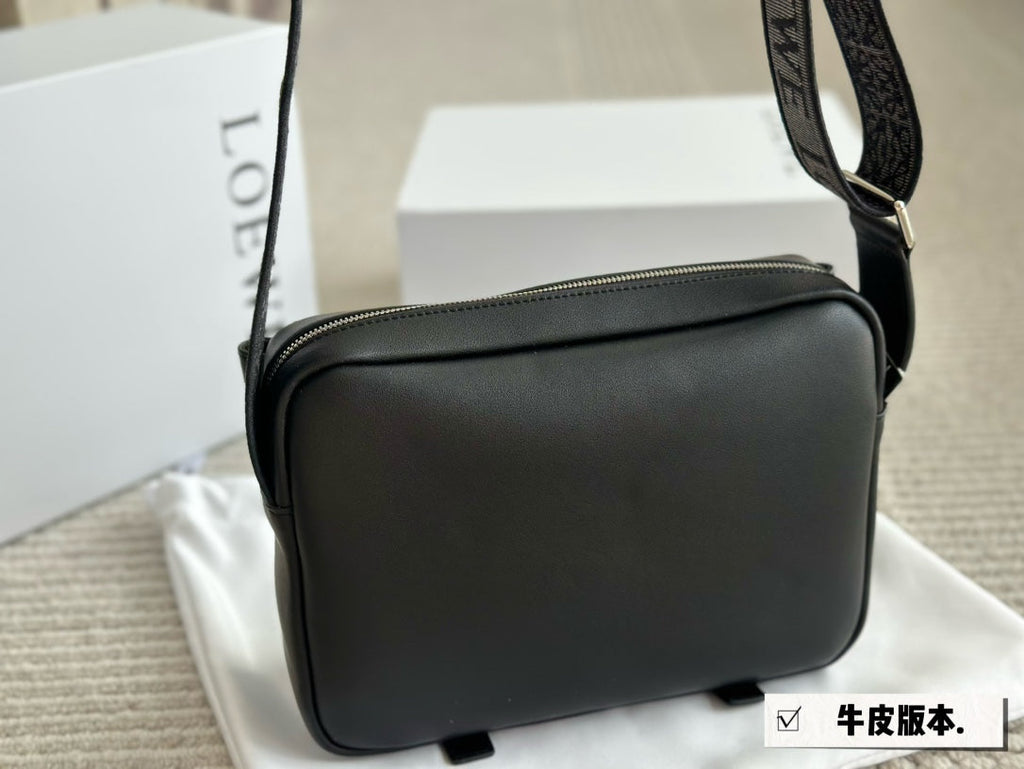 LOEWE XS MILITARY MESSENGER 25 BAG IN BLACK CALFSKIN