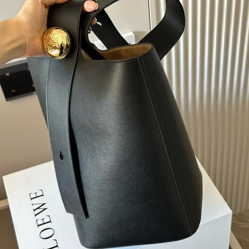 LOEWE LOE MEDIUM 25 PEBBLE BUCKET IN BLACK MELLOW CALFSKIN