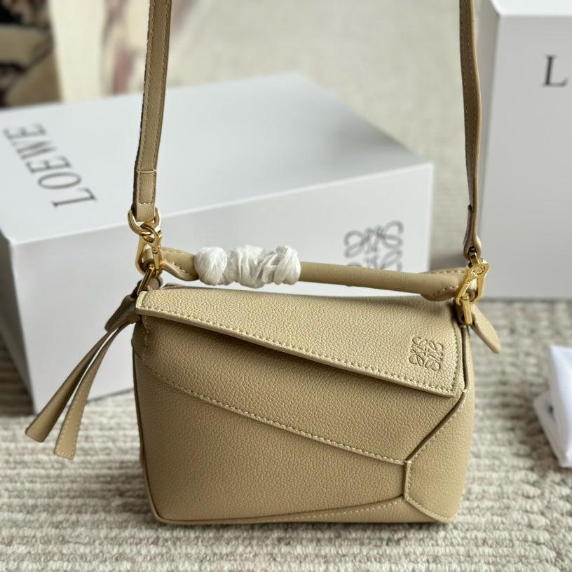 LOEWE LOE MINI 18 PUZZLE BAG IN DARK CREAM CALFSKIN