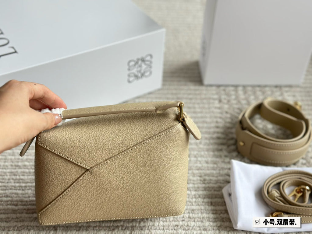 LOEWE LOE MINI 18 PUZZLE BAG IN DARK CREAM CALFSKIN