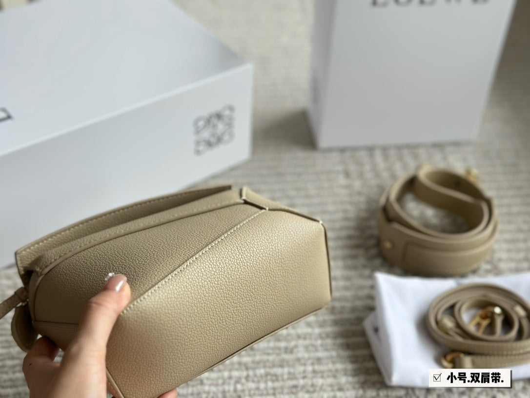LOEWE LOE MINI 18 PUZZLE BAG IN DARK CREAM CALFSKIN