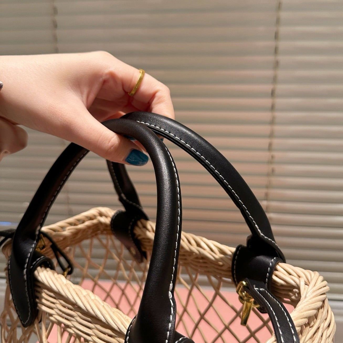 MIU MIU WOVEN HOLLOW BAG 23 IN BEIGE RATTAN AND BLACK CALFSKIN TRIM
