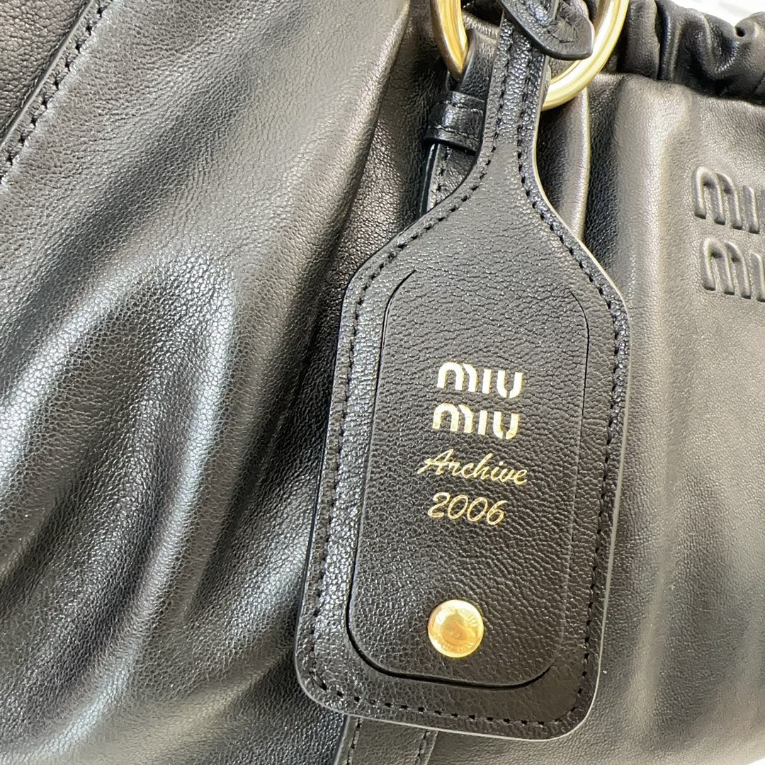 MIU MIU JOIE NAPPA SHOULDER BAG 44 IN BLACK CALFSKIN