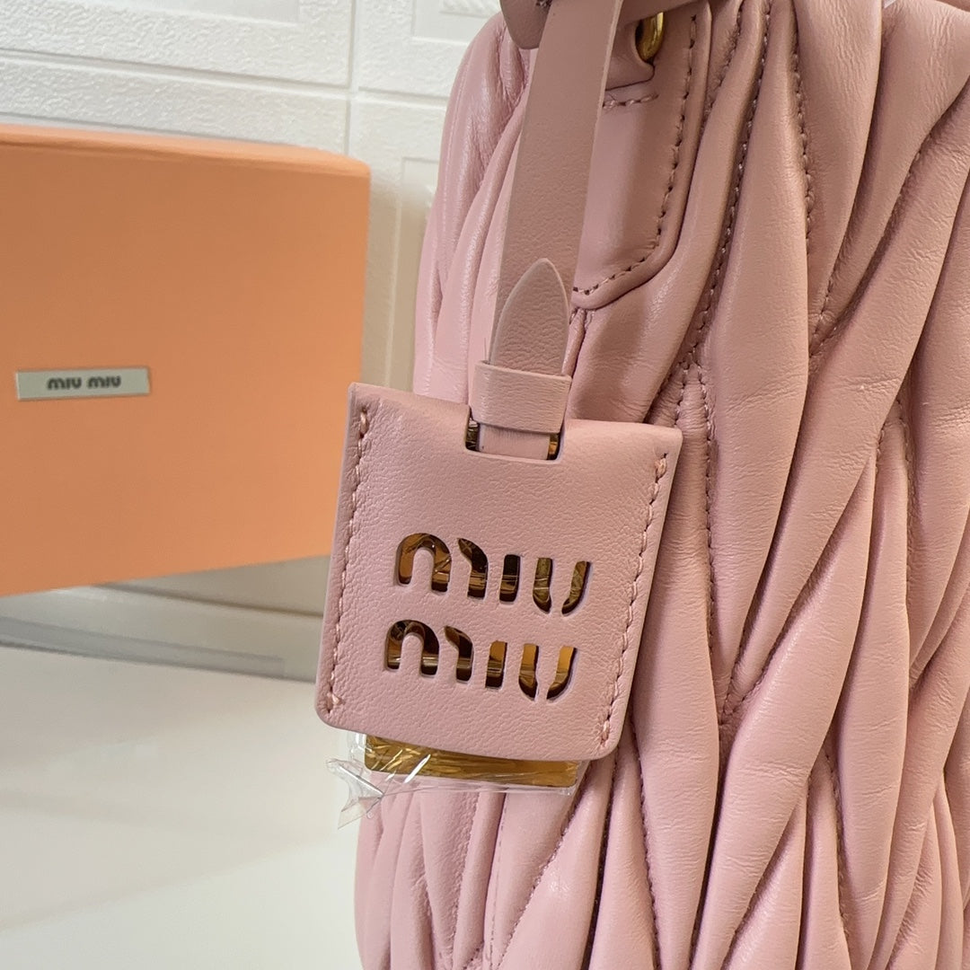 MIU MIU MATELASSÉ HANDBAG 20 IN LIGHT PINK LAMBSKIN