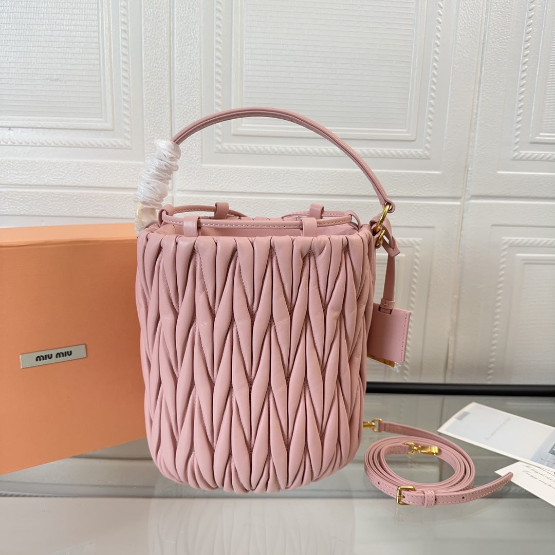 MIU MIU MATELASSÉ HANDBAG 20 IN LIGHT PINK LAMBSKIN