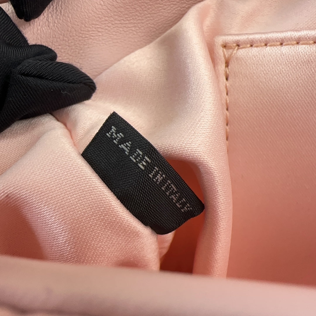 MIU MIU MATELASSÉ HANDBAG 20 IN LIGHT PINK LAMBSKIN