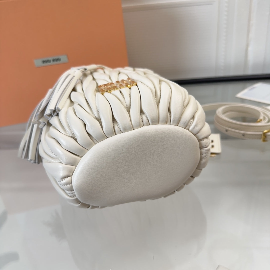 MIU MIU MATELASSÉ SMALL HANDBAG 17 IN WHITE LAMBSKIN