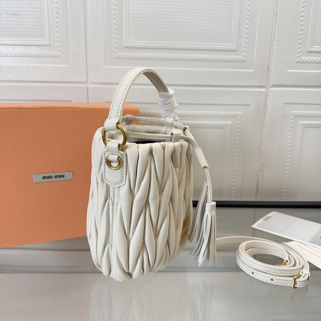 MIU MIU MATELASSÉ SMALL HANDBAG 17 IN WHITE LAMBSKIN