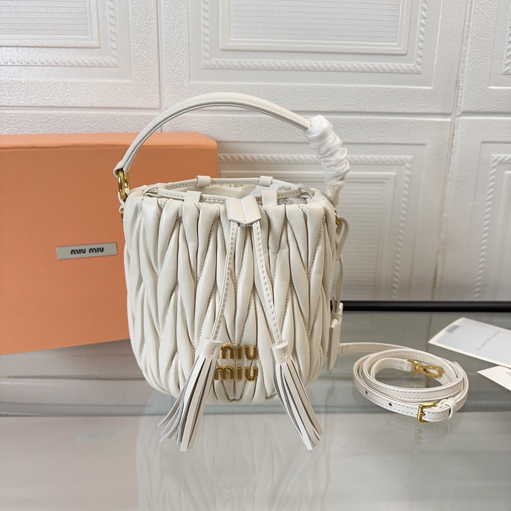 MIU MIU MATELASSÉ SMALL HANDBAG 17 IN WHITE LAMBSKIN