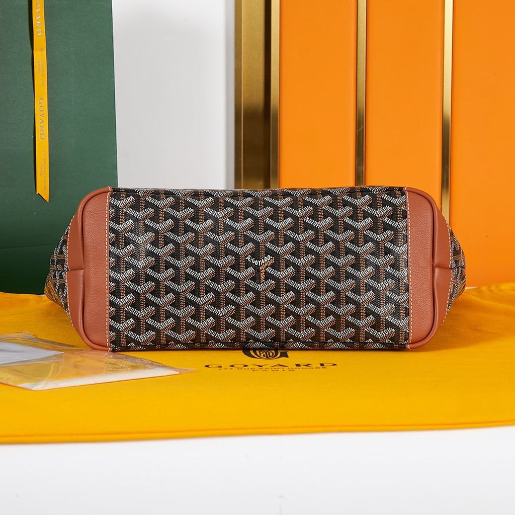 GOYARD SAINT LOUIS PM 30 IN BLACK GOYARDINE CANVAS AND TAN CALFSKIN