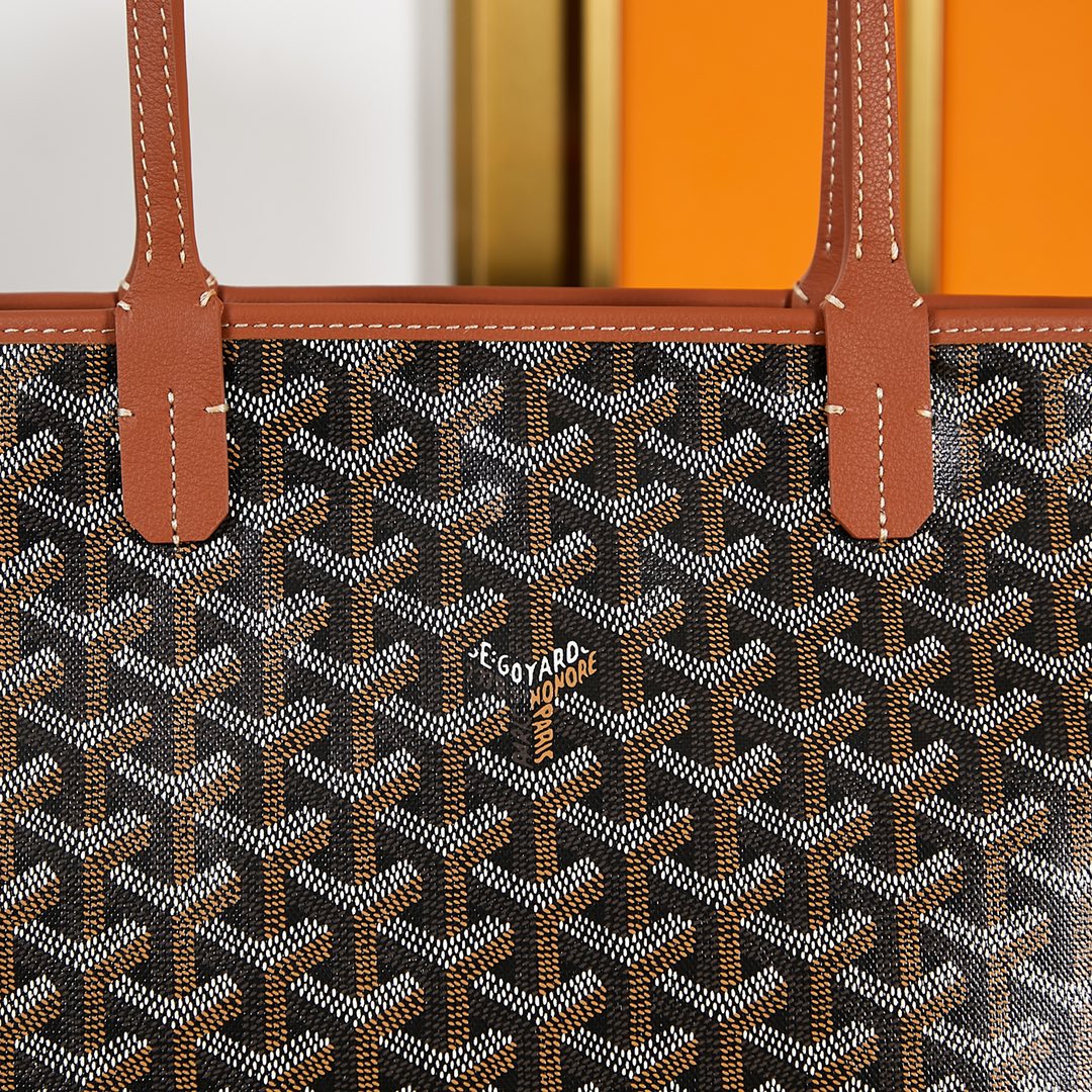 GOYARD SAINT LOUIS PM 30 IN BLACK GOYARDINE CANVAS AND TAN CALFSKIN