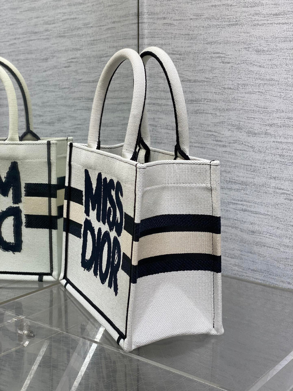 DIOR BOOK TOTE 26 IN WHITE MIX BLACK CANVAS 226503