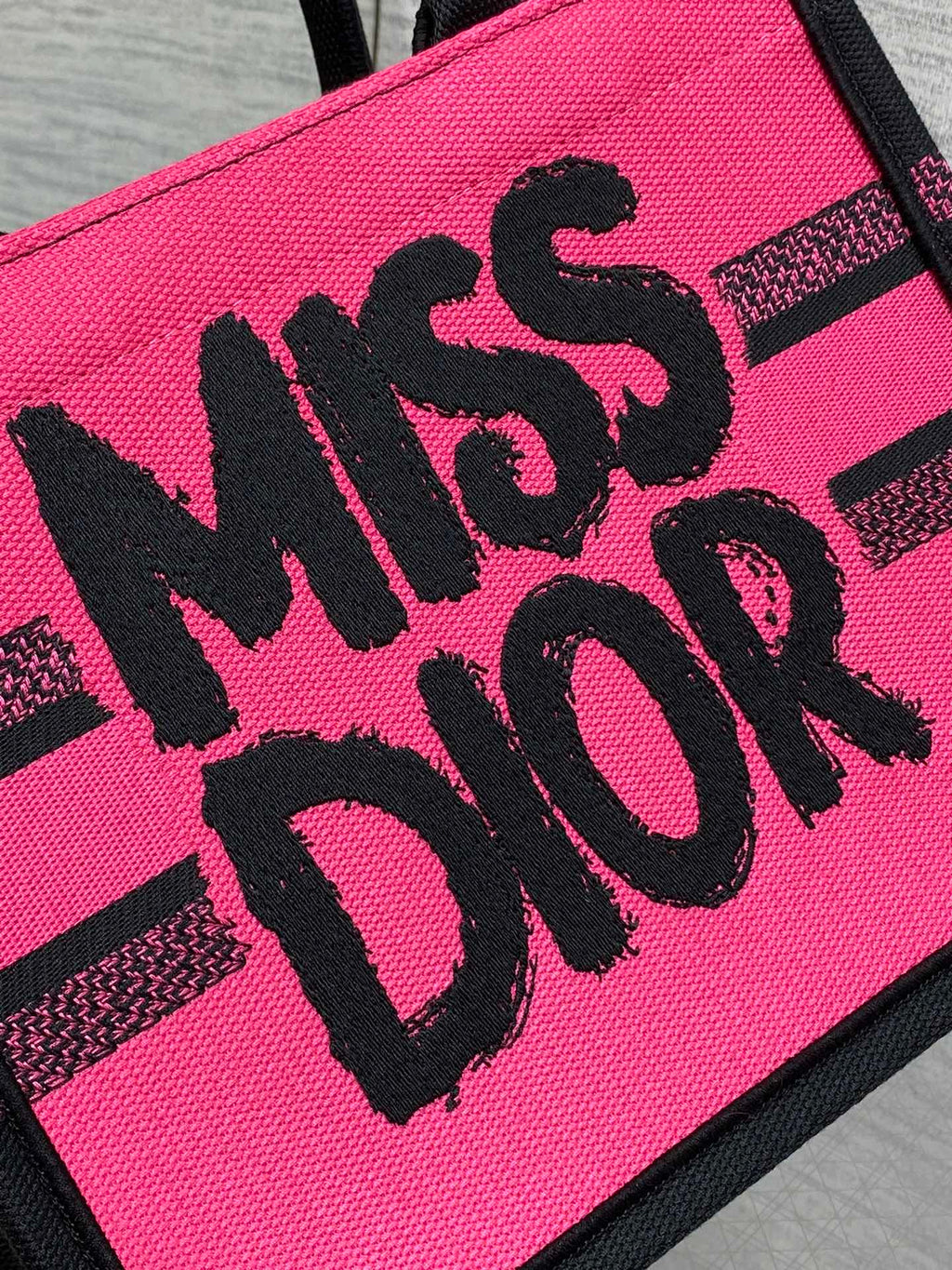 DIOR BOOK TOTE 26 CM IN COLORFUL CANVAS 226509