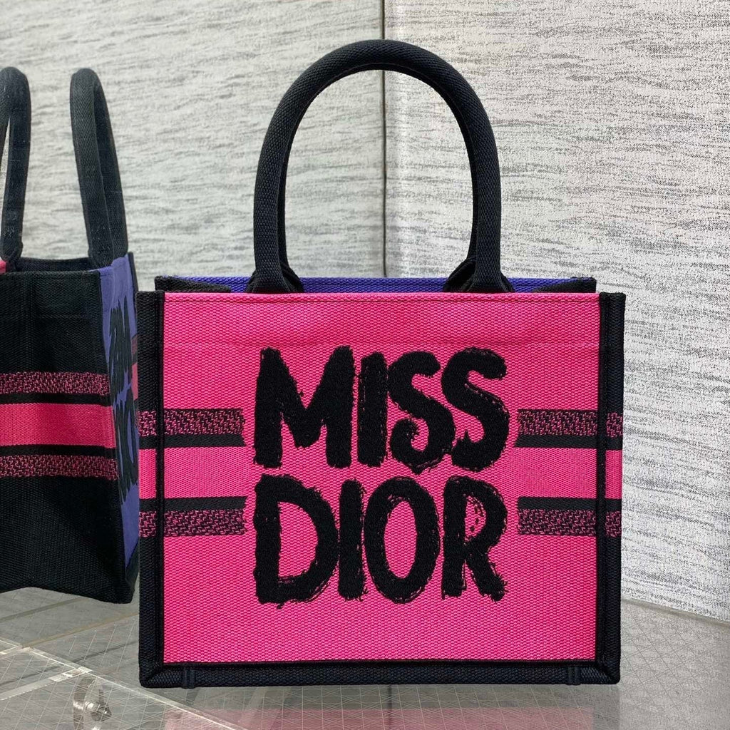 DIOR BOOK TOTE 26 CM IN COLORFUL CANVAS 226509