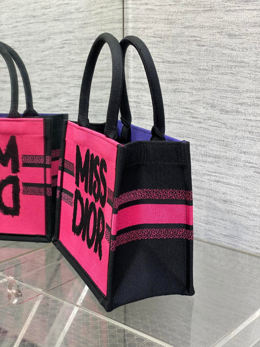 DIOR BOOK TOTE 26 CM IN COLORFUL CANVAS 226509