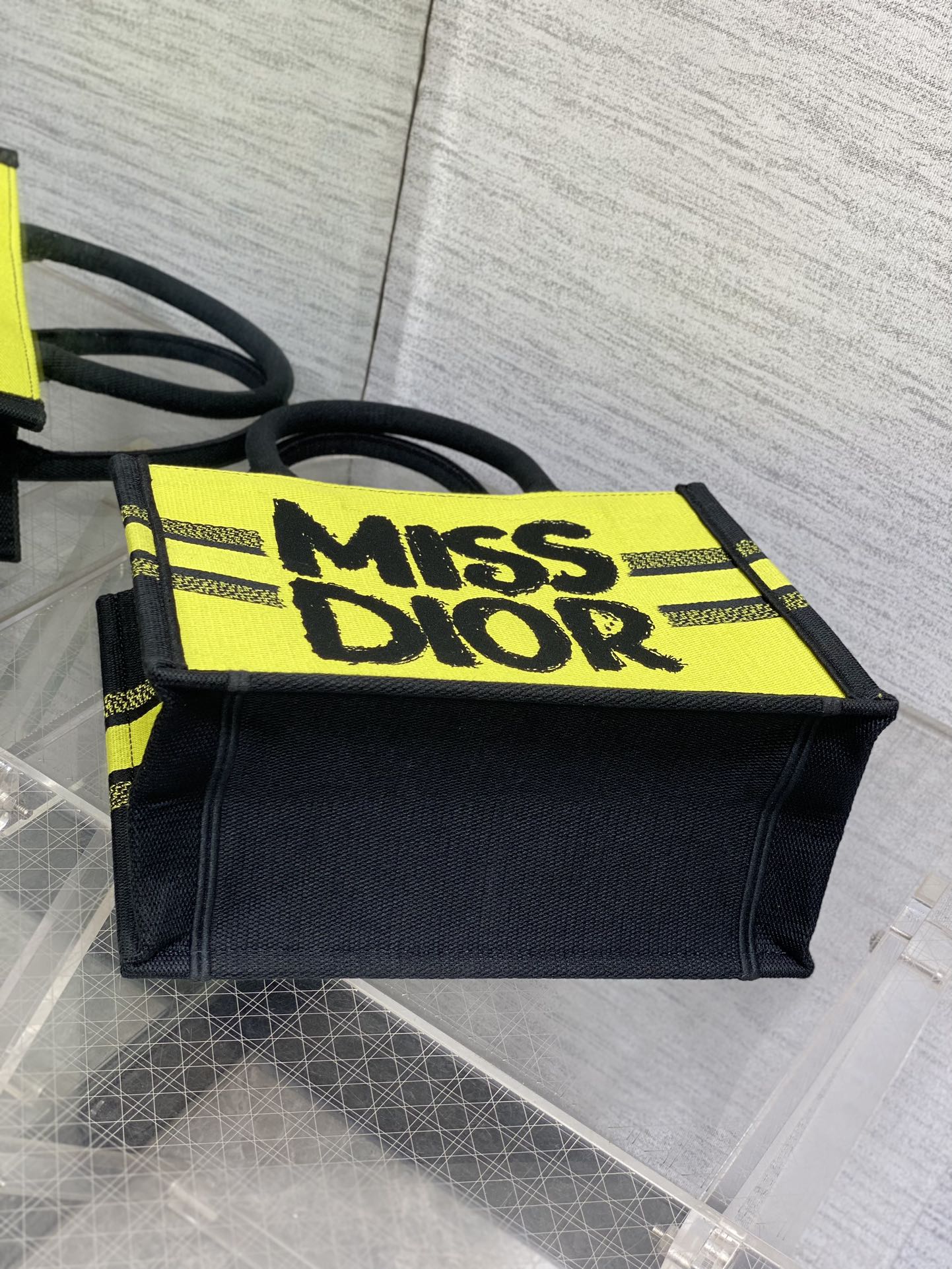 DIOR BOOK TOTE 26 IN COLORFUL CANVAS 226512