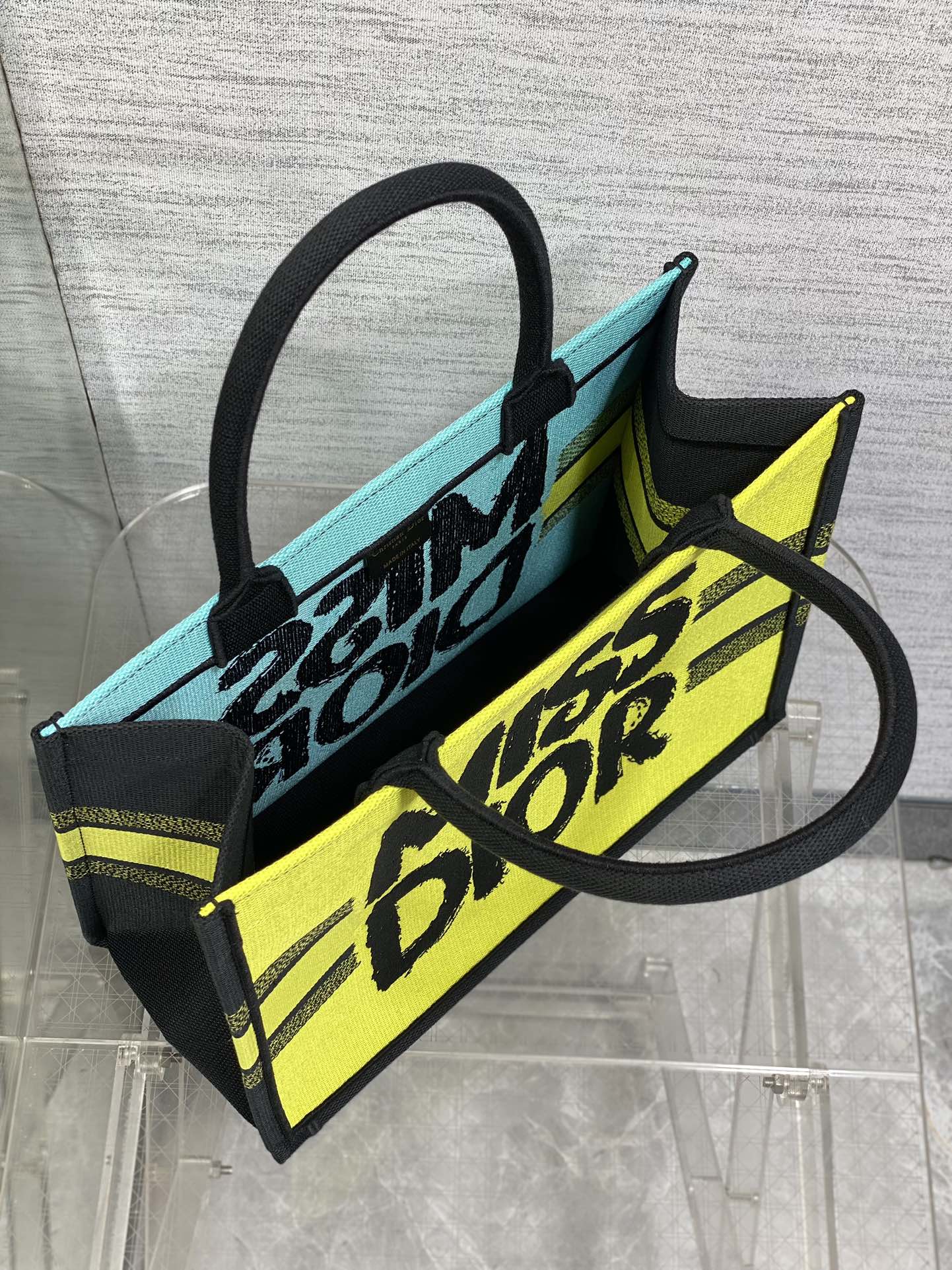 DIOR MEDIUM BOOK TOTE 36 IN COLORFUL CANVAS 226513