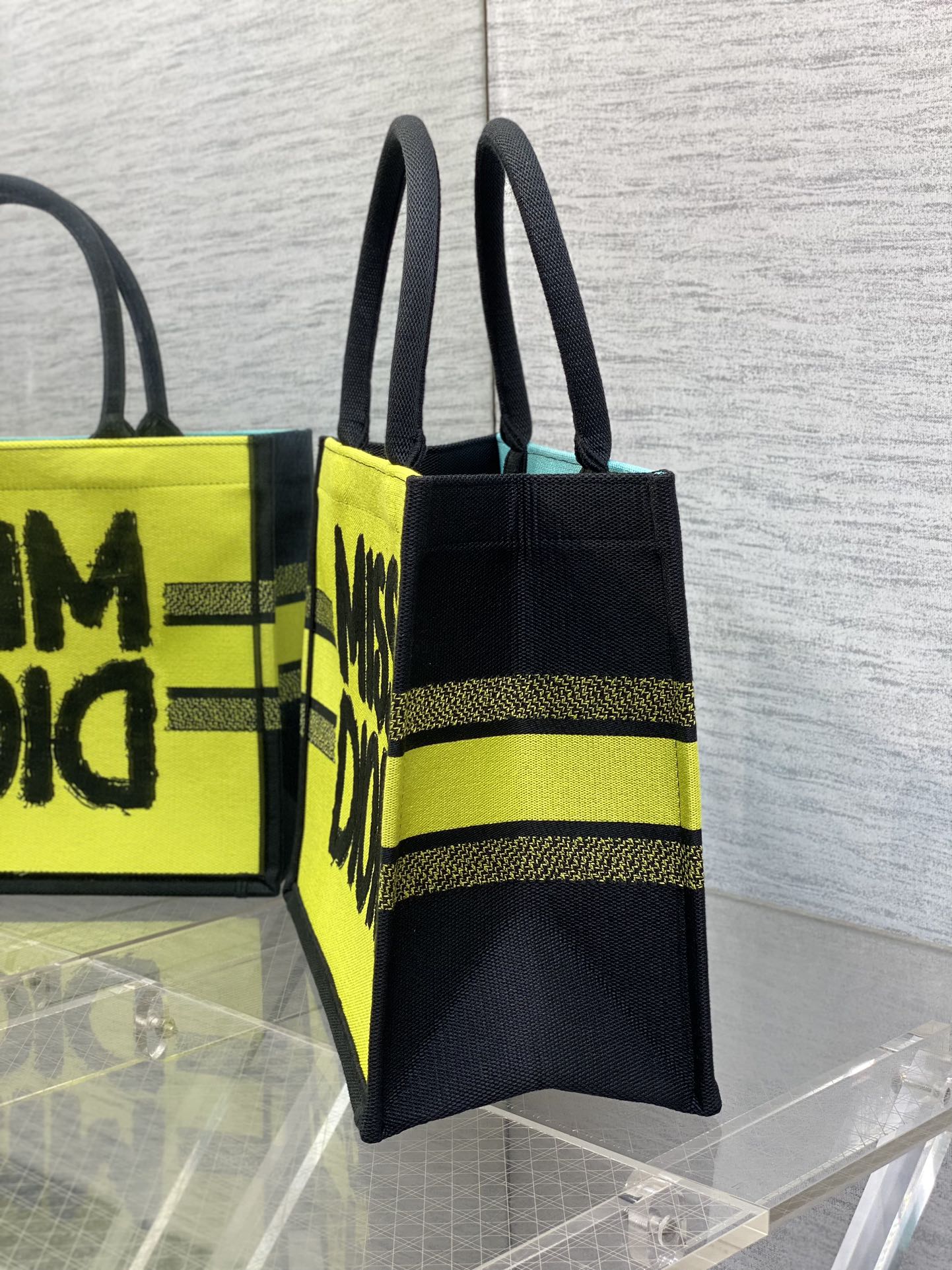 DIOR MEDIUM BOOK TOTE 36 IN COLORFUL CANVAS 226513