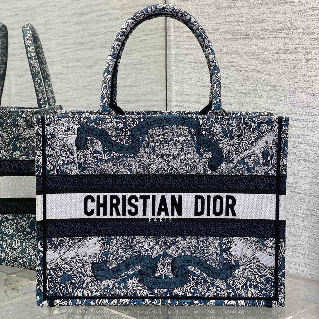 DIOR MEIDUM 36 BOOK TOTE IN BLACK CANVAS 226297