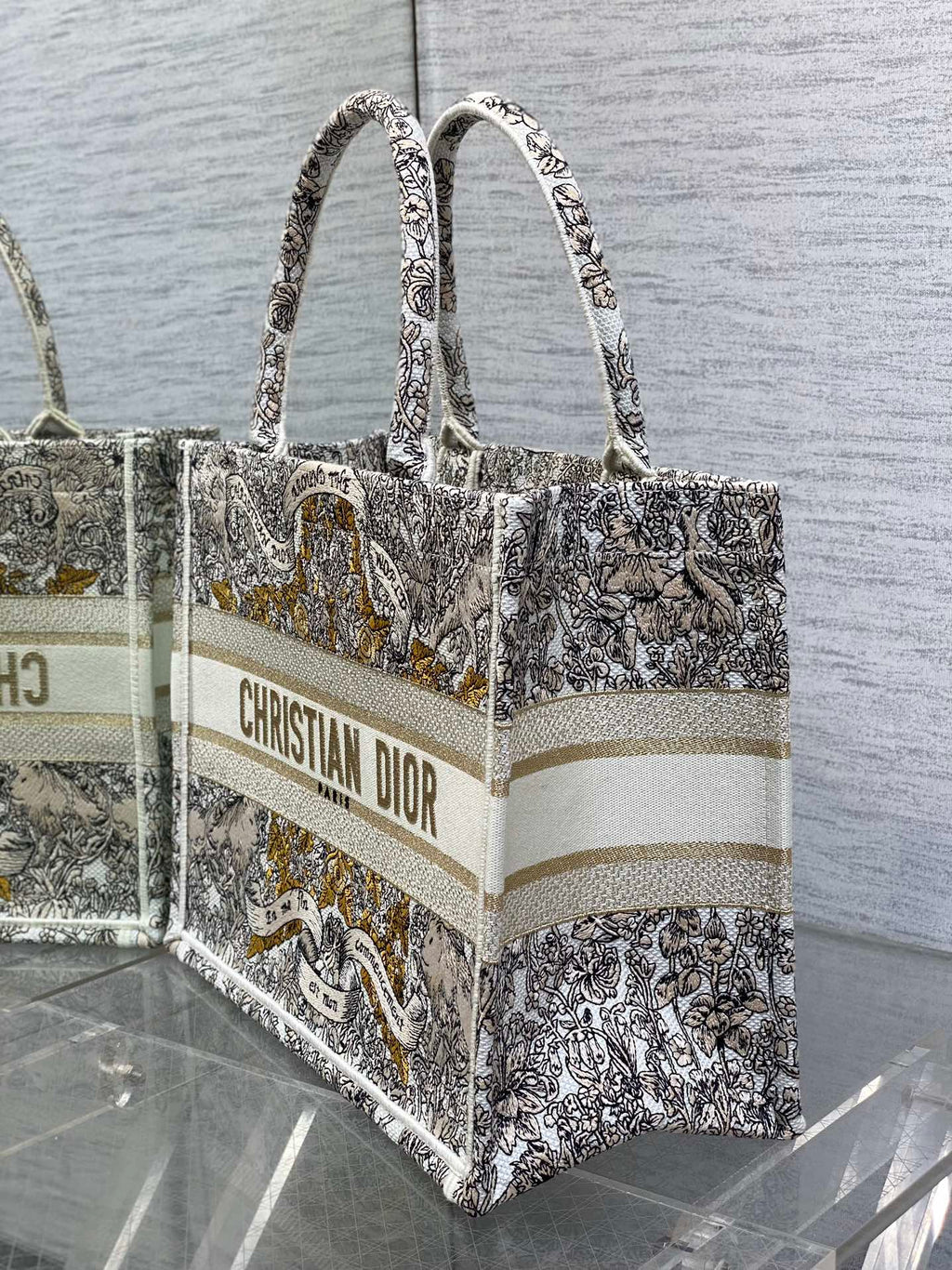 DIOR MEIDUM 36 BOOK TOTE IN COLORFUL CANVAS 226304