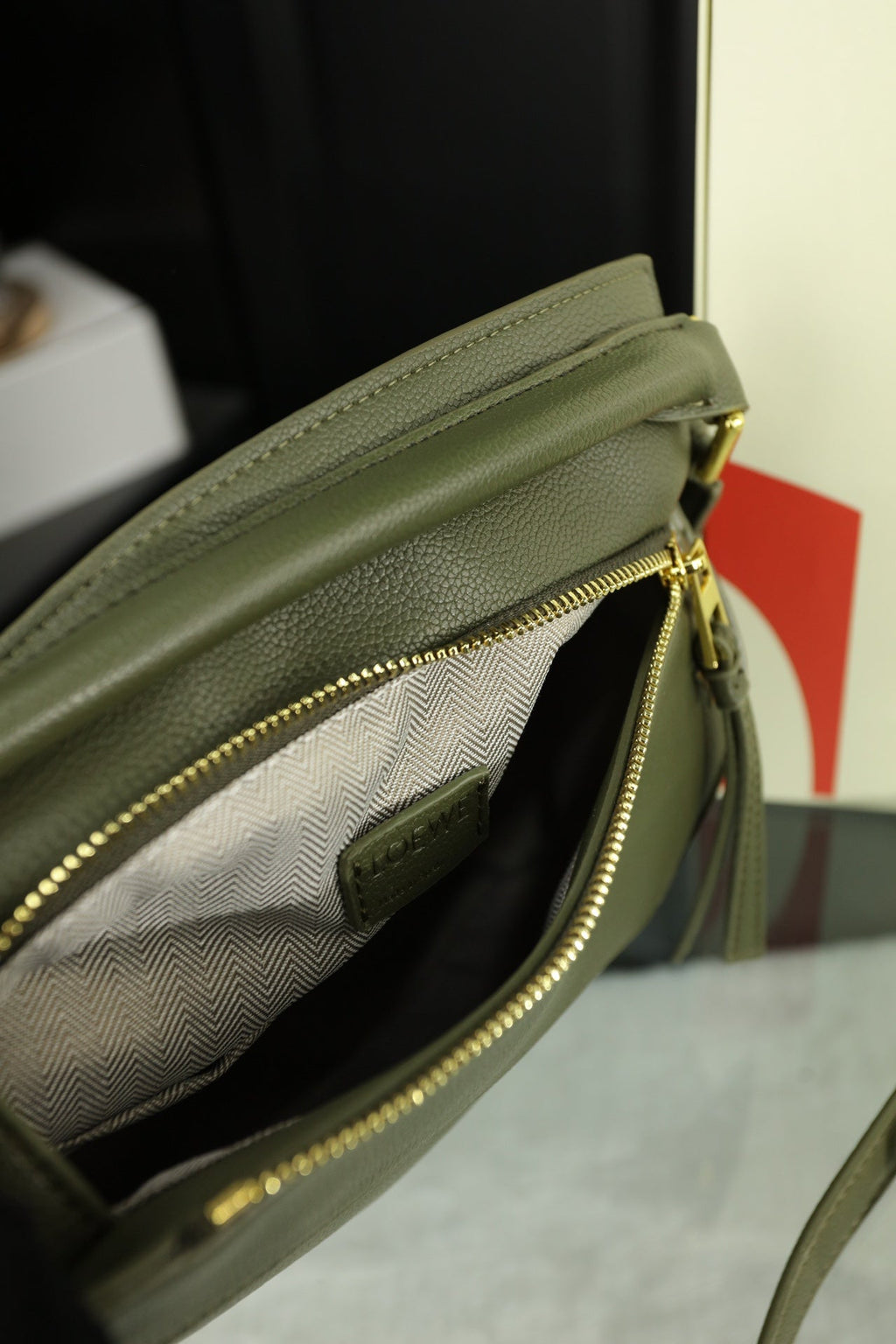 LOEWE LOE MINI PUZZLE 23 BAG IN DARK OLIVE GREEN CALFSKIN - NO FABRIC STRAP