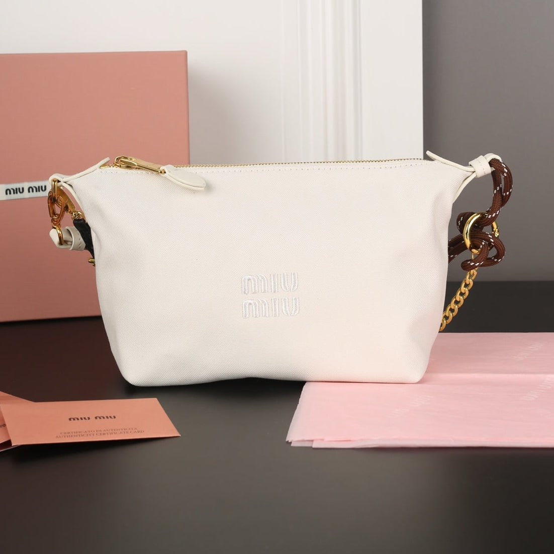 MIU MIU CHAIN SHOULDER BAG 18 IN WHITE FABRIC GOLD HARDWARE