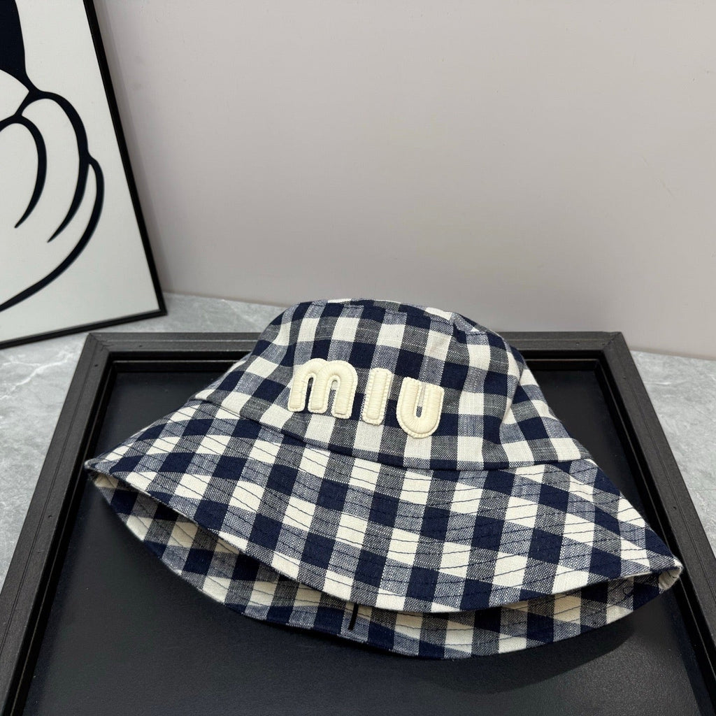 MM BUCKET CHECKED PATTERN WITH LOGO